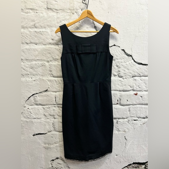 Kate Spade “Francie” Ponte Little Black Dress‎ Bow Neckline Lace Hemline Classic - Picture 3 of 4